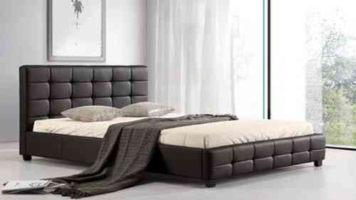4'6ft Black Faux Leather Bed 5ft Double King Size